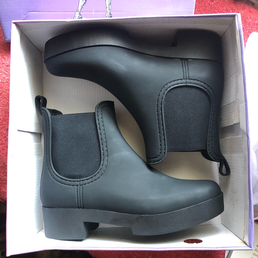 Jeffrey Campbell “Hydra” rain boots